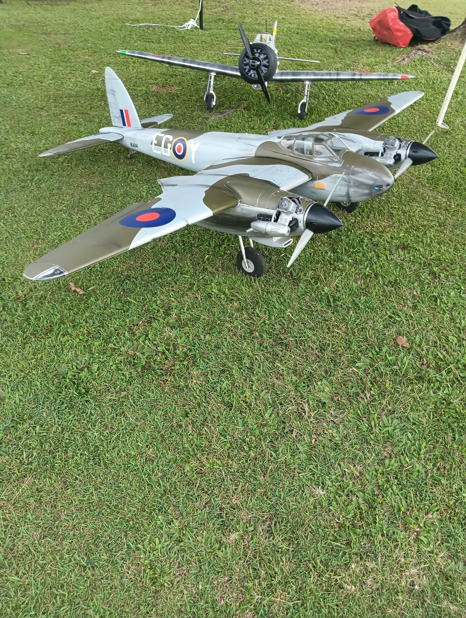 de Havilland Mosquito Twin Engine Warbird